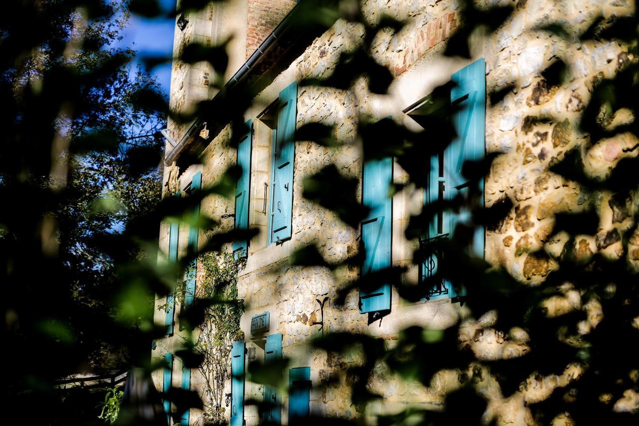 Le Moulin De Planiol Bed and Breakfast Le Vigan  Δωμάτιο φωτογραφία